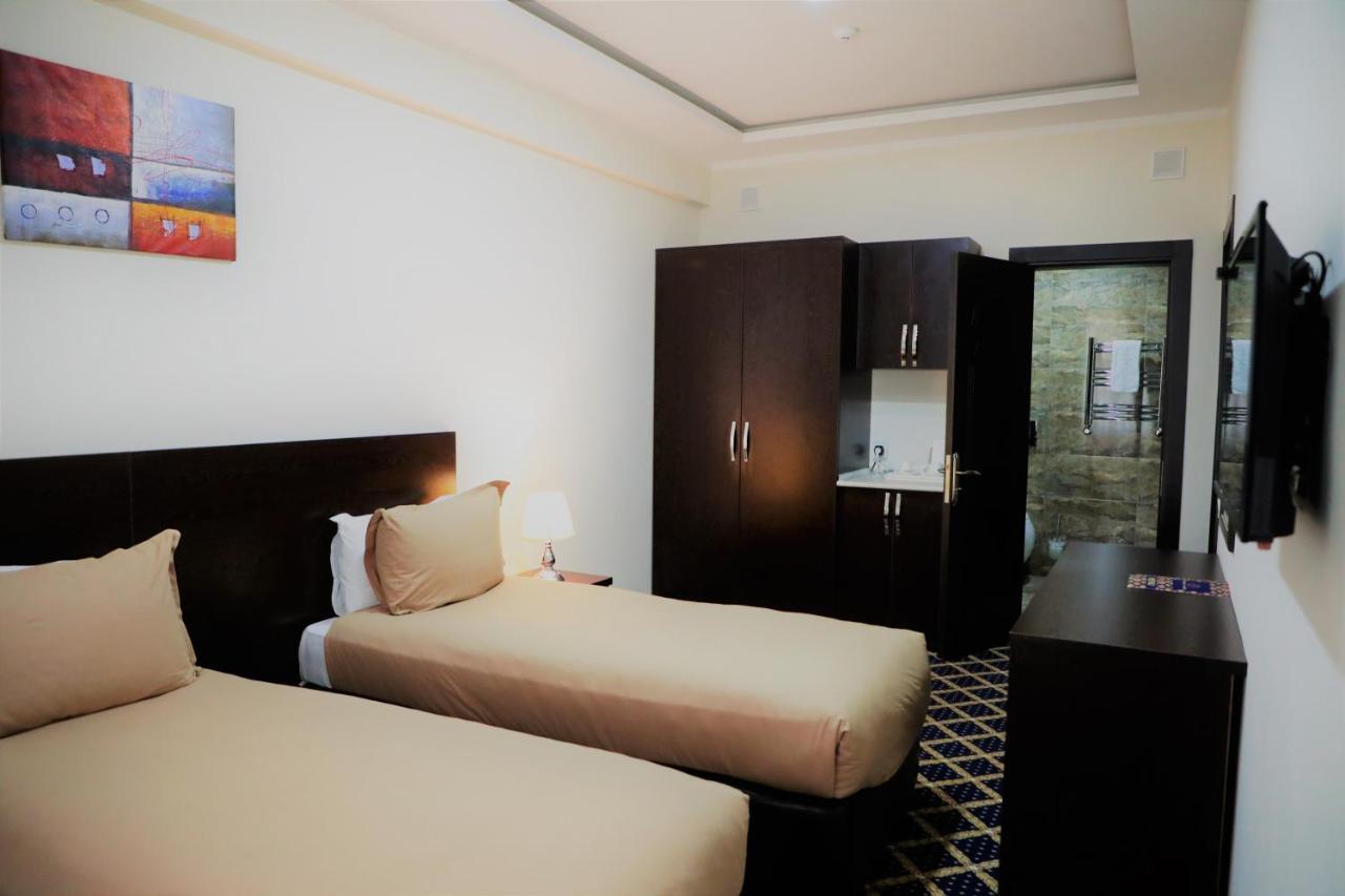 Kristal Hotel Masazir Екстер'єр фото